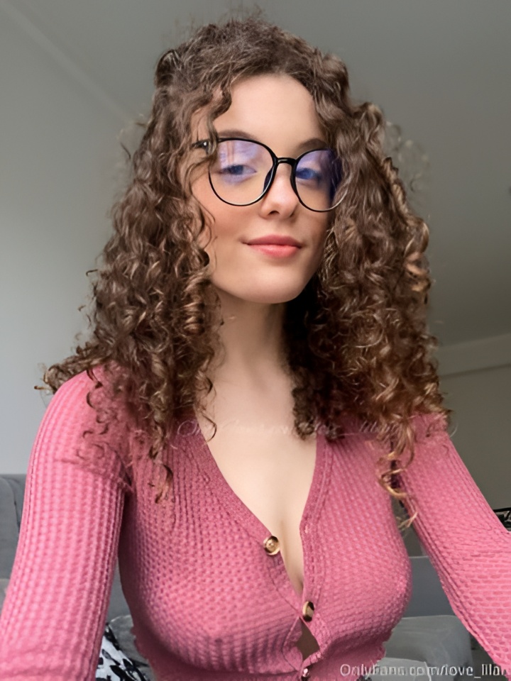 Виталина привлекательная девушка из Белогорск цена от 3000 руб