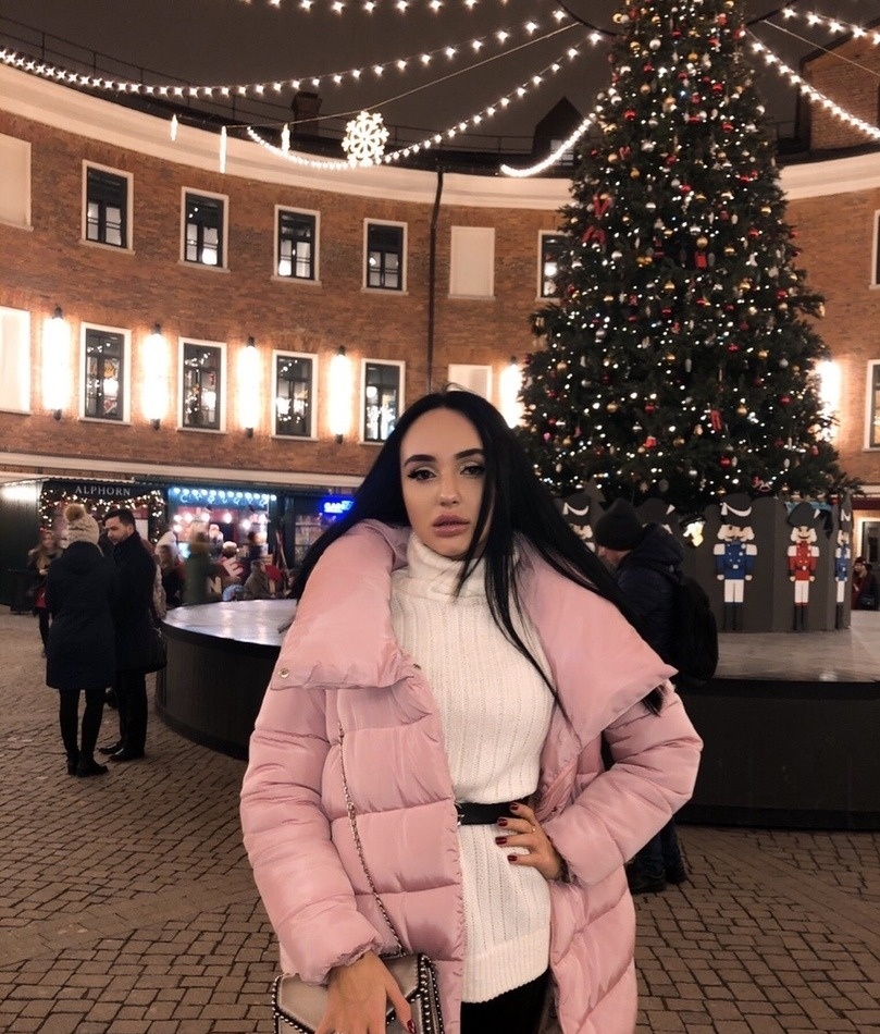 Арина привлекательная девушка из Белогорск цена от 3000 руб