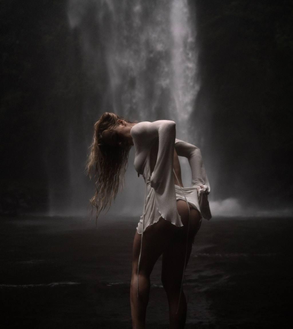 Вера привлекательная девушка из Белогорск цена от 5000 руб