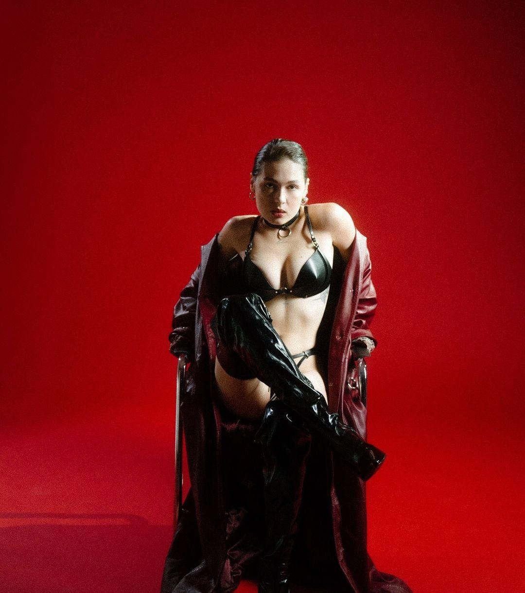 Катерина привлекательная девушка из Белогорск цена от 7000 руб