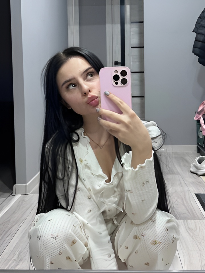 Индивидуалка Ленусик, доступна для личного знакомства от 10000 руб